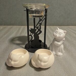 Charming Cat-Themed Ceramic Tea Light Holder Set with Black Stand